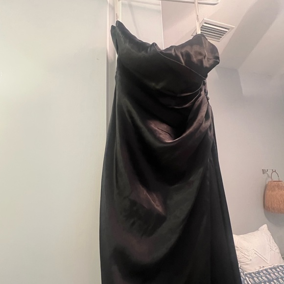 DAVIDS BRIDAL BRIDESMAID DRESS - Picture 5 of 13